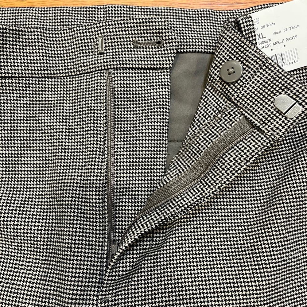 Uniqlo Women’s Smart Ankle Pants - Picture 4 of 6